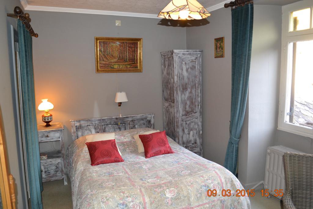 Auberge Au Naturel Des Ardennes Rochehaut Camera foto