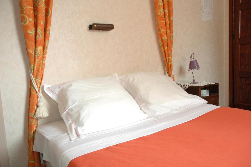 Auberge Au Naturel Des Ardennes Rochehaut Camera foto